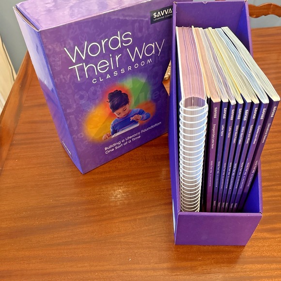Words Their Way Classroom 2019 Kit • Teacher Resource Guide + 8 Student Workbook - Picture 1 of 16